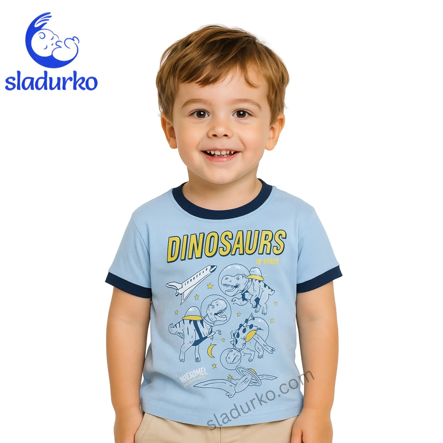 Тениски с къс ръкав