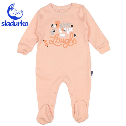 Удобен гащеризон за бебе в мек прасковен цвят