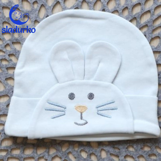 Шапка  със зайче