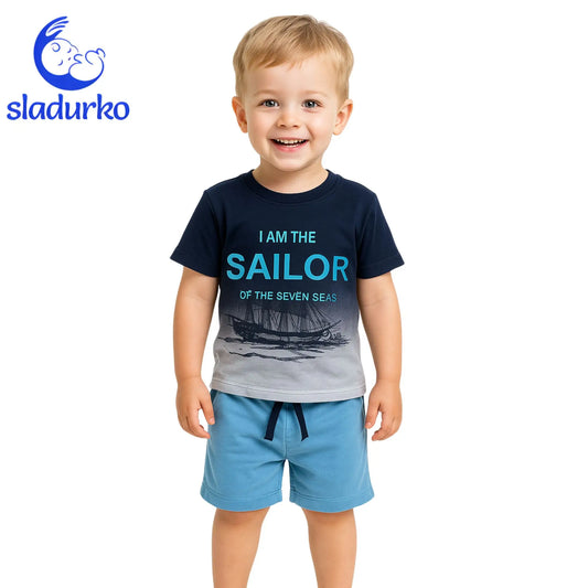 Комплект за момче с къси панталонки