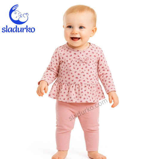 Разкроена блузка и панталонки