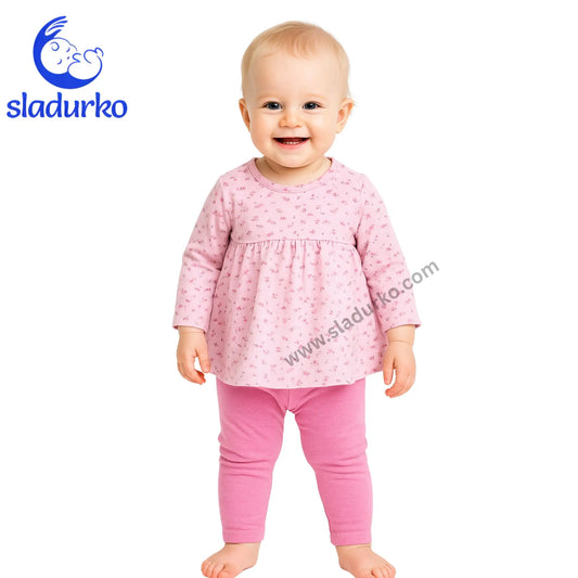 Разкроена блузка и панталонки