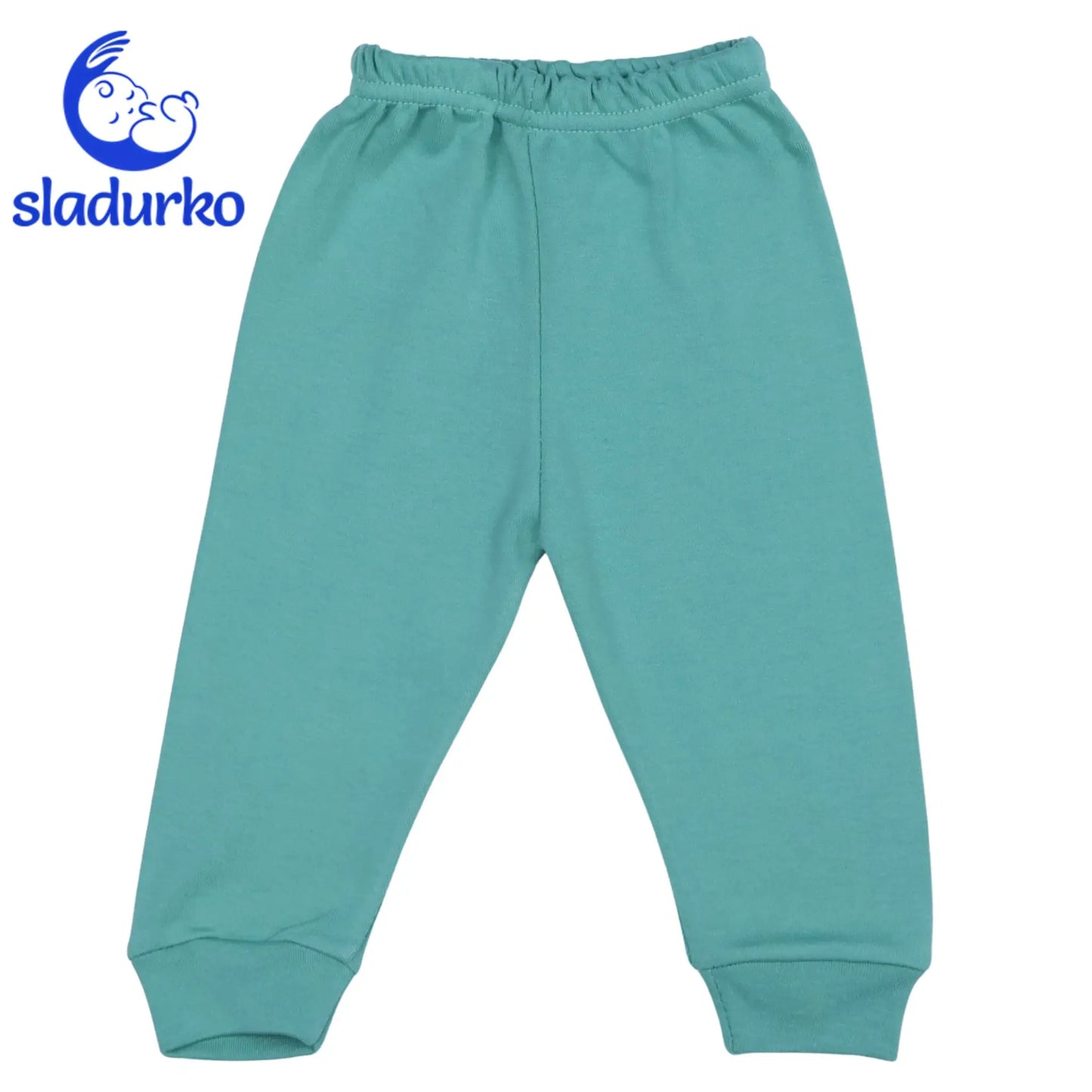 Блузка със закопчаване на рамотo и панталонки