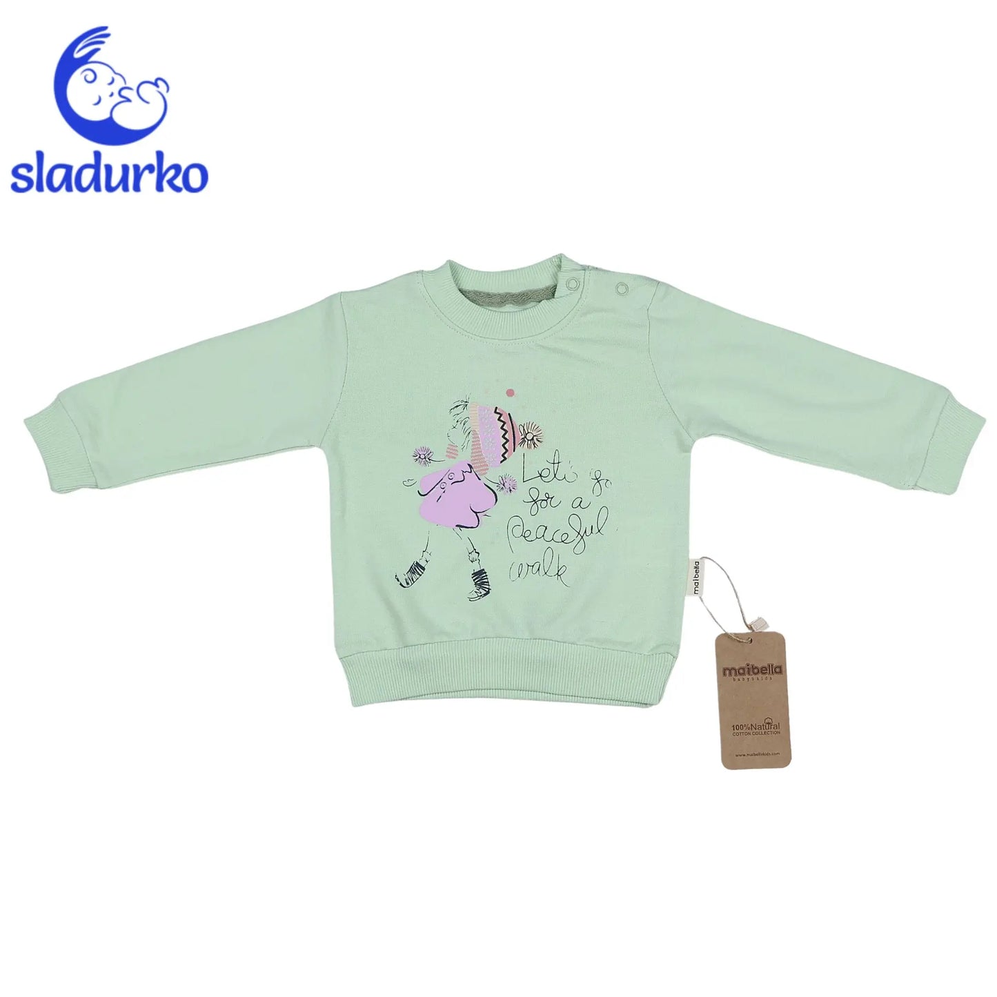 Светлозелена блузка и дънкови панталонки за момиче