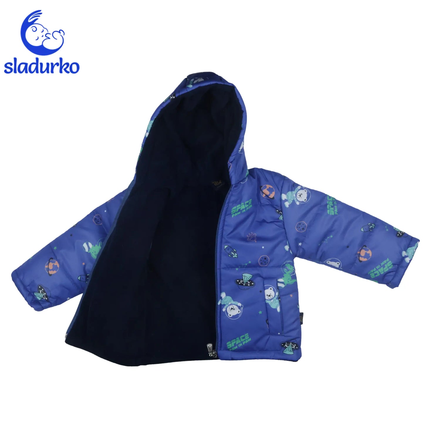 Зимно Яке за Момче - Космическо Приключение и Топлина