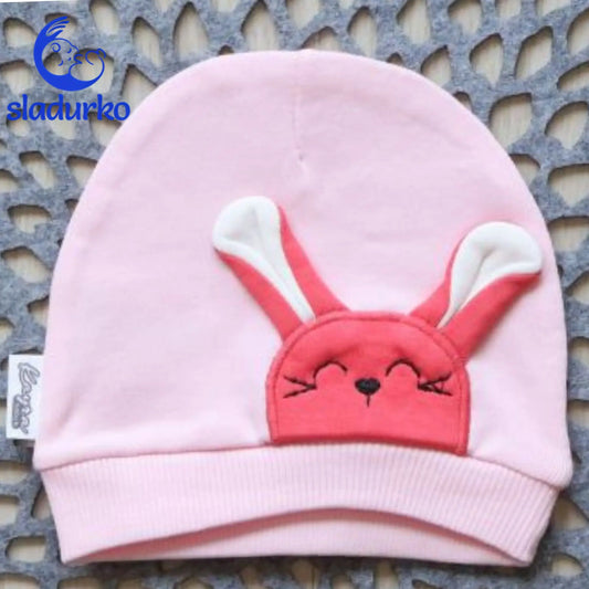 Шапка за бебе със зайче размер 0-3 месеца