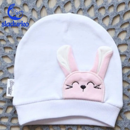 Шапка за бебе със зайче размер 0-3 месеца
