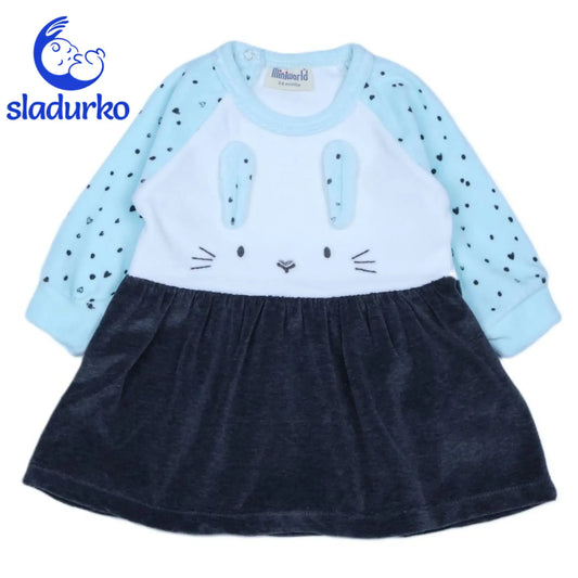 Мека и пухкава рокля с уши на зайче