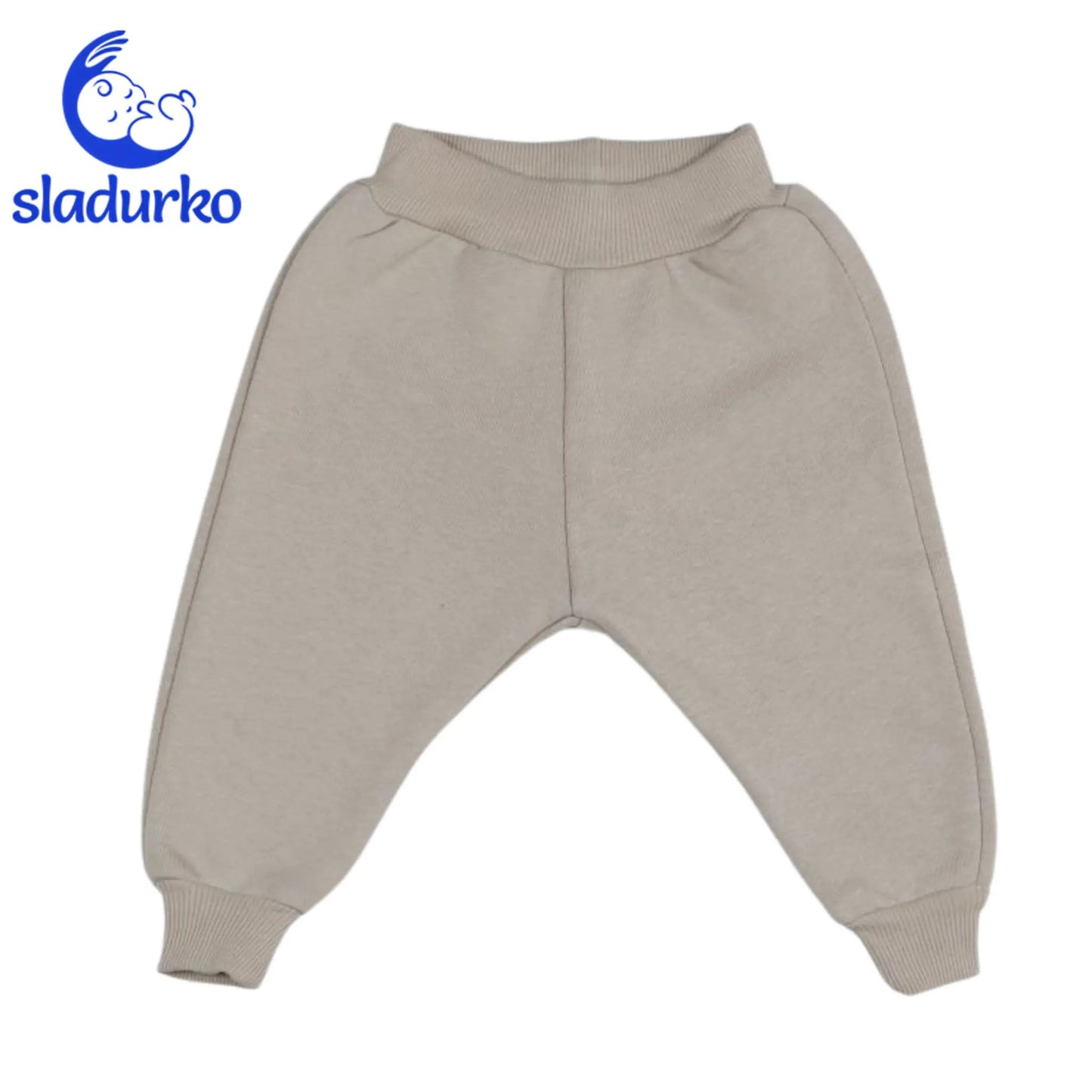 Комплект две части ватиран за момче с апликация мече на ски