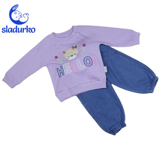 Дънки и лилава блузка с котенце за момиче