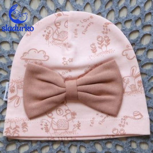 Весели шапки за момиче с панделка размер 6 -9