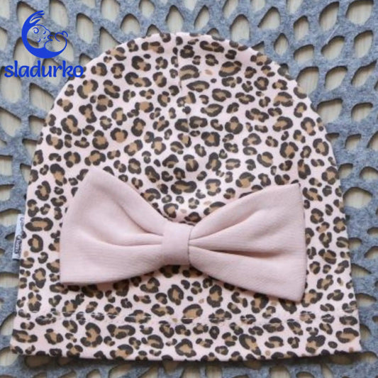 Весели шапки за момиче с панделка размер 6 -9