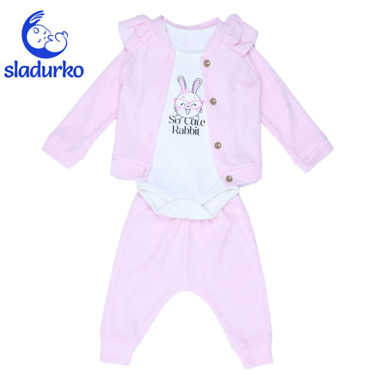 Боди, жилетка с копчета и панталонче