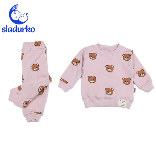 Комплект от две части за момиче, включващ блуза и панталони