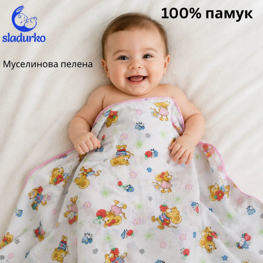 Мултифункционална памучна муселинова пелена „Сладки мишлета и ягодки“